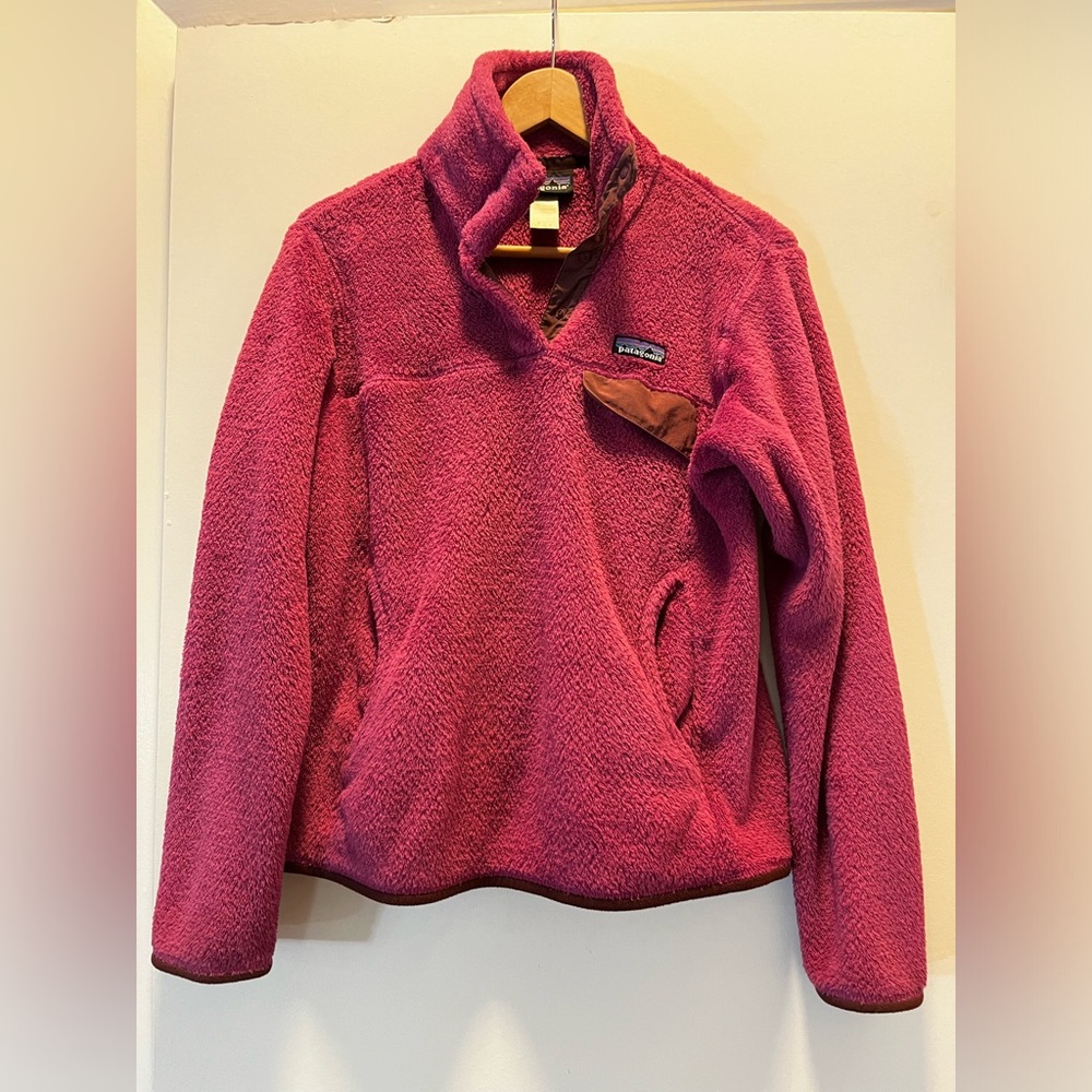 Patagonia re-tool women's snap pullover